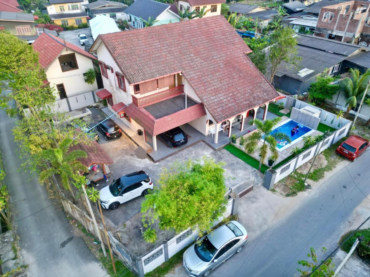 B&B Kuala Terengganu - Teratai Homestay Batu Buruk - Bed and Breakfast Kuala Terengganu