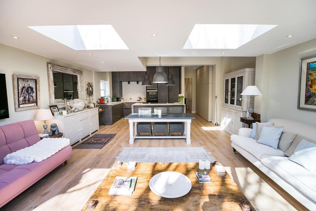 Swanky London pad in Putney - B&B