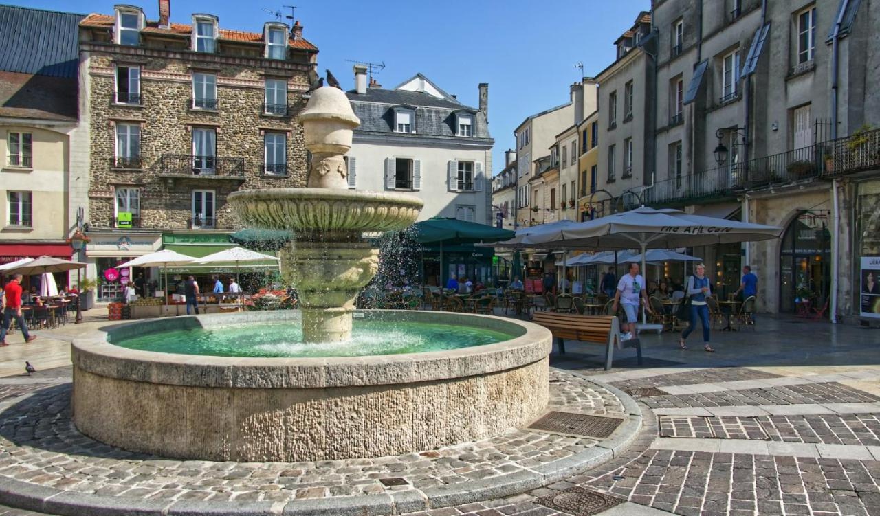 Maison de ville entre Disneyland et Paris. - Bed and Breakfast