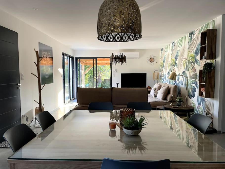 Mas LAOME Villa proche d'UZÈS - Ferienwohnung