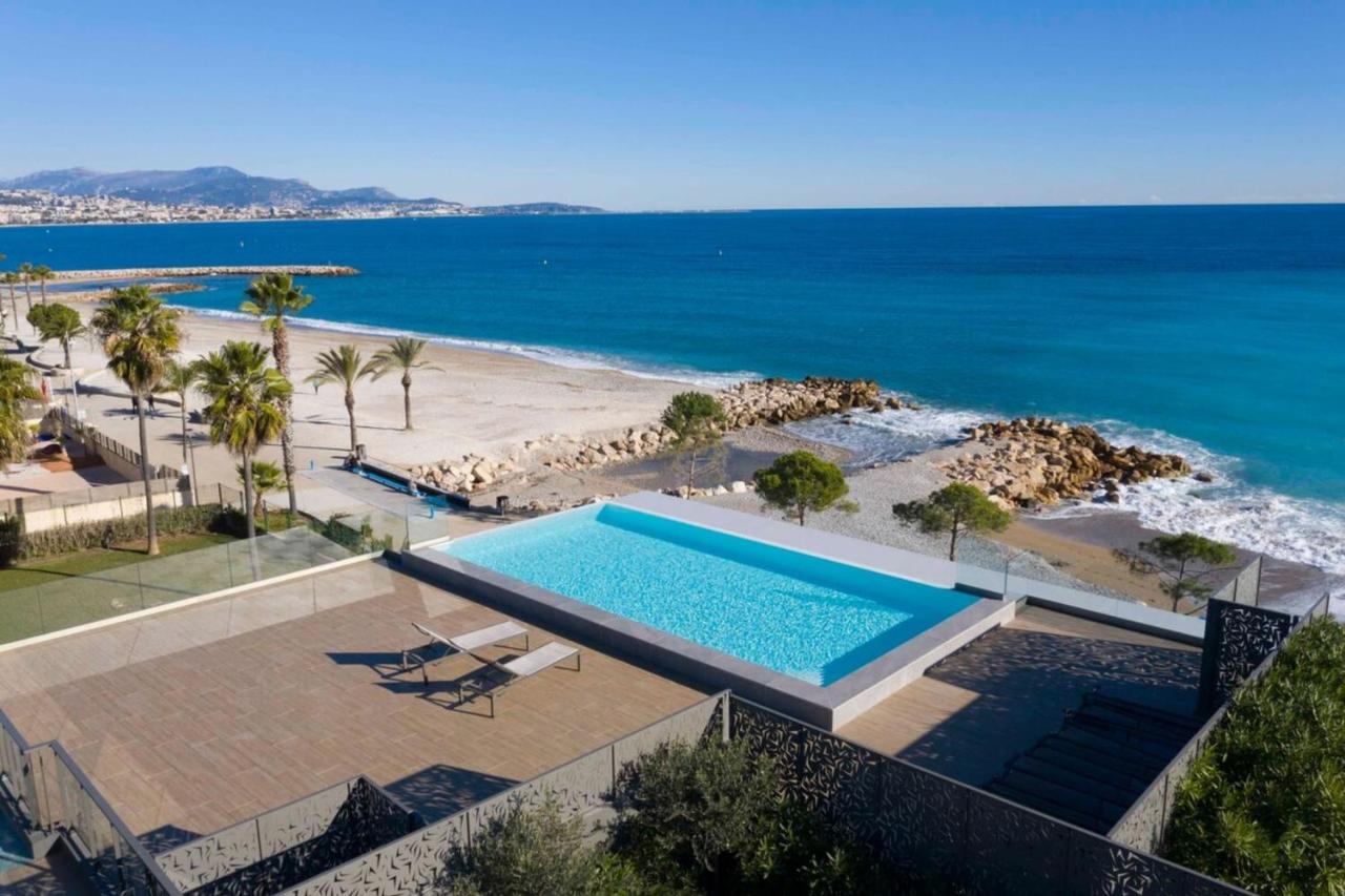 06AH - Superb waterfront T2 - swimming pool - B&B