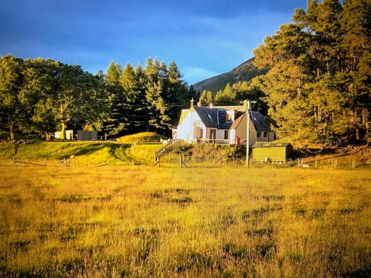 Glenfeshie Hostel - B&B
