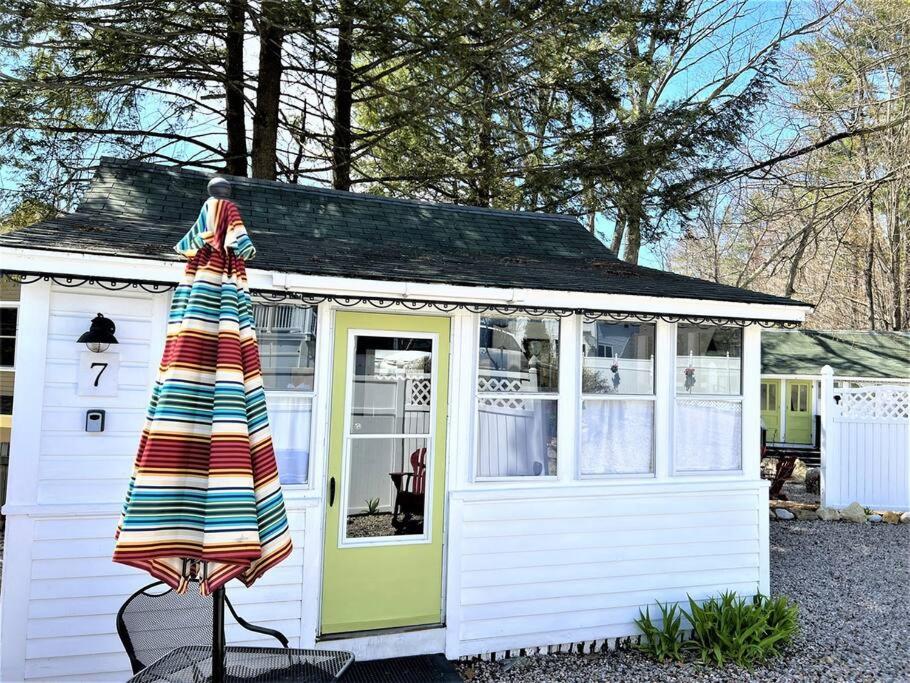 B&B Wolfeboro - Cottage 7 - Stand Alone 1 Bedroom / 1 Bath - Bed and Breakfast Wolfeboro