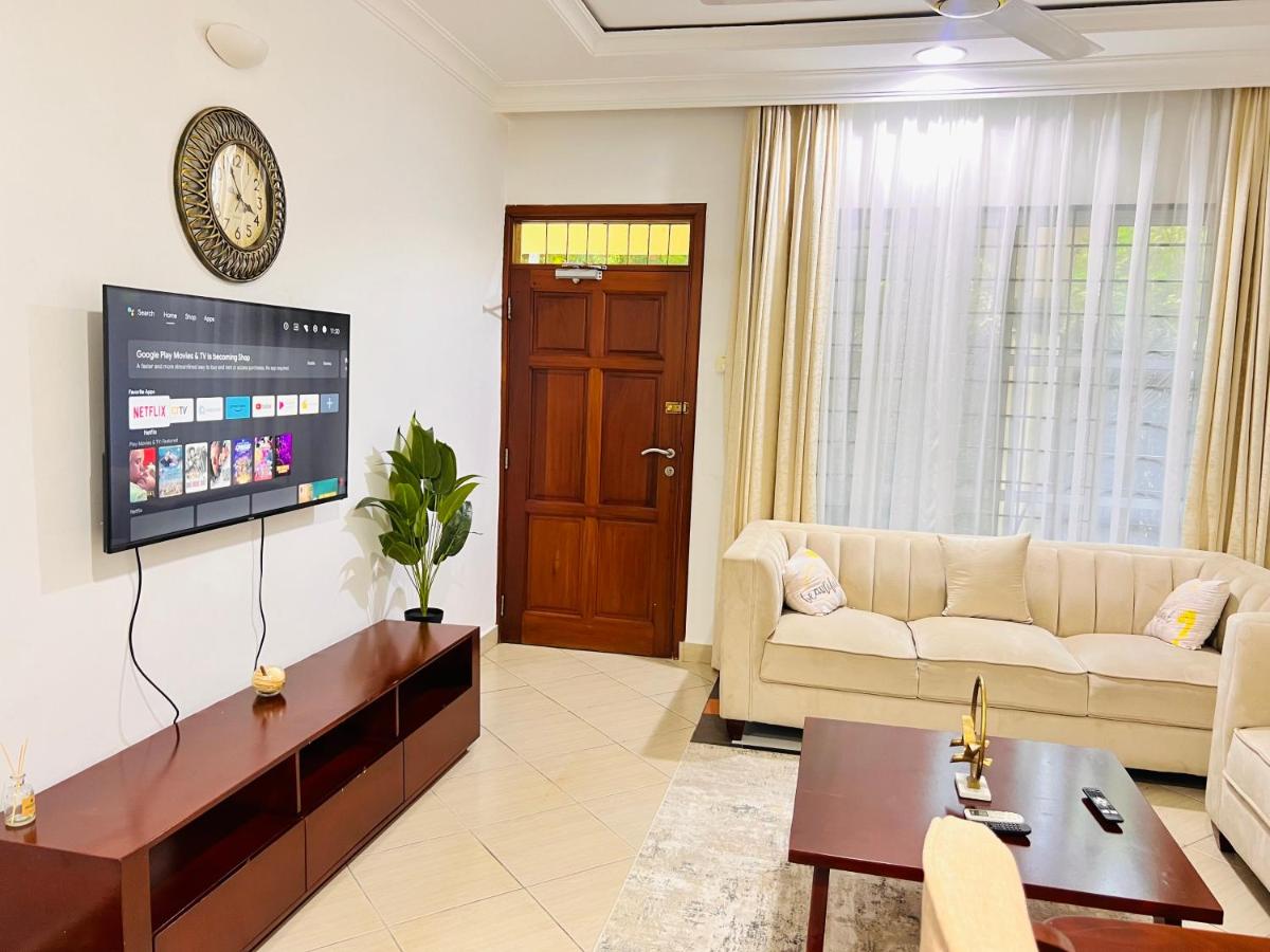 B&B Daressalam - Serenity Homes - Entire Serviced 3 BDR Apartment near the French Embassy - Bed and Breakfast Daressalam