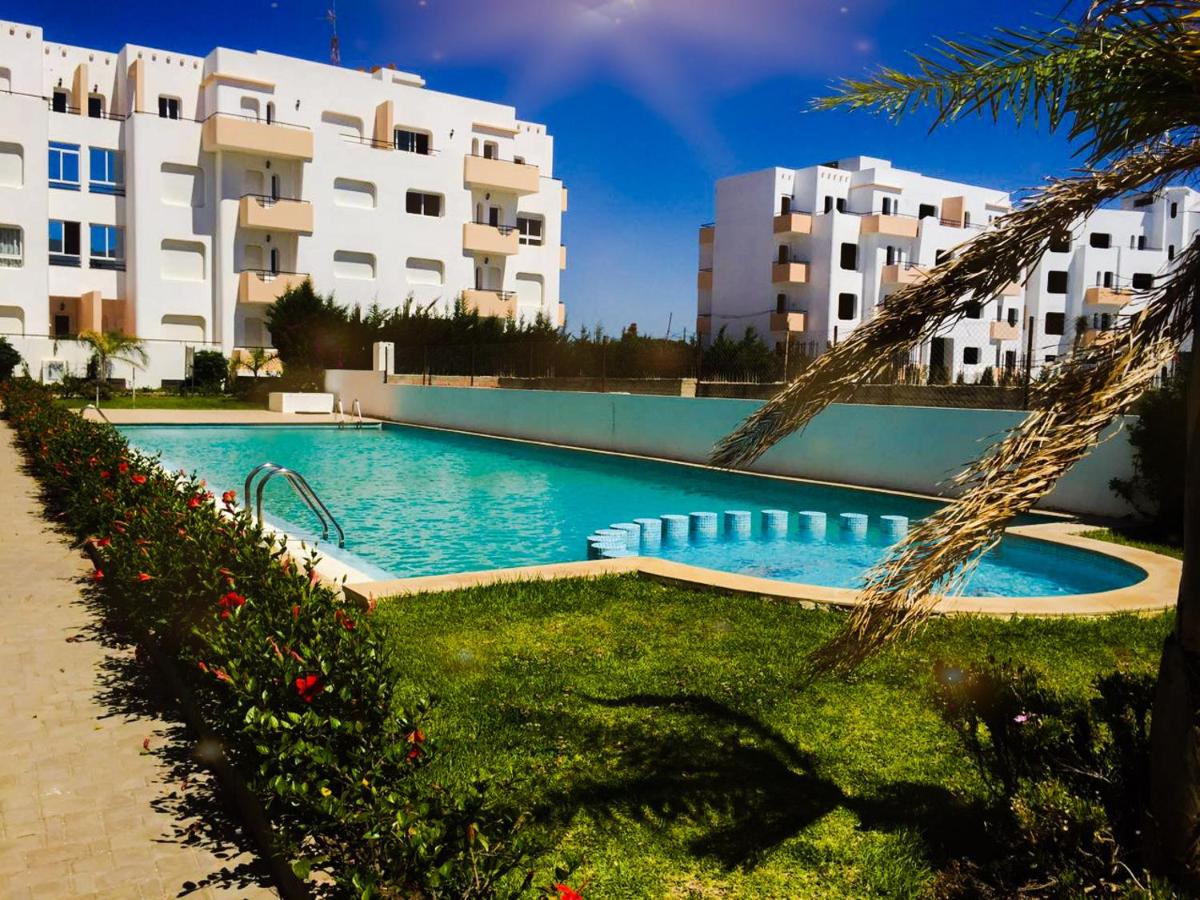 B&B Tangier - Fantastique Appartement avec piscine sur la plage M2 - Bed and Breakfast Tangier