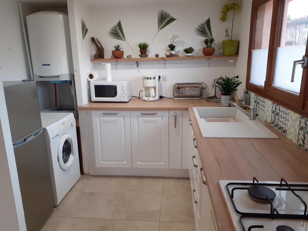 Studio " LE FARE DES TERRES ROUGES" Dans L AUDE - B&B