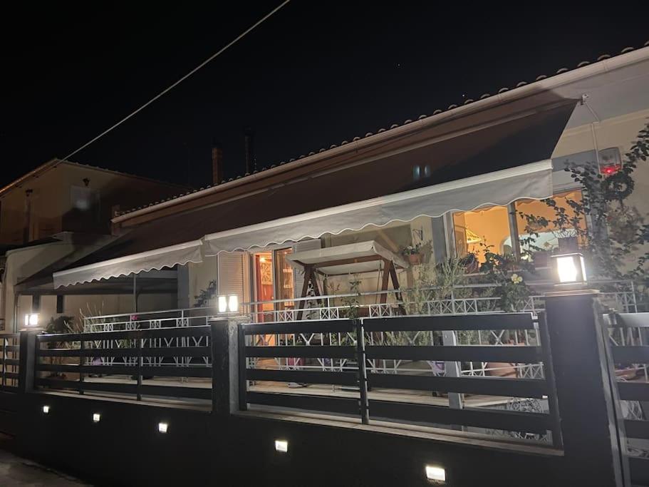 Sea House Kaminia - Bed and Breakfast