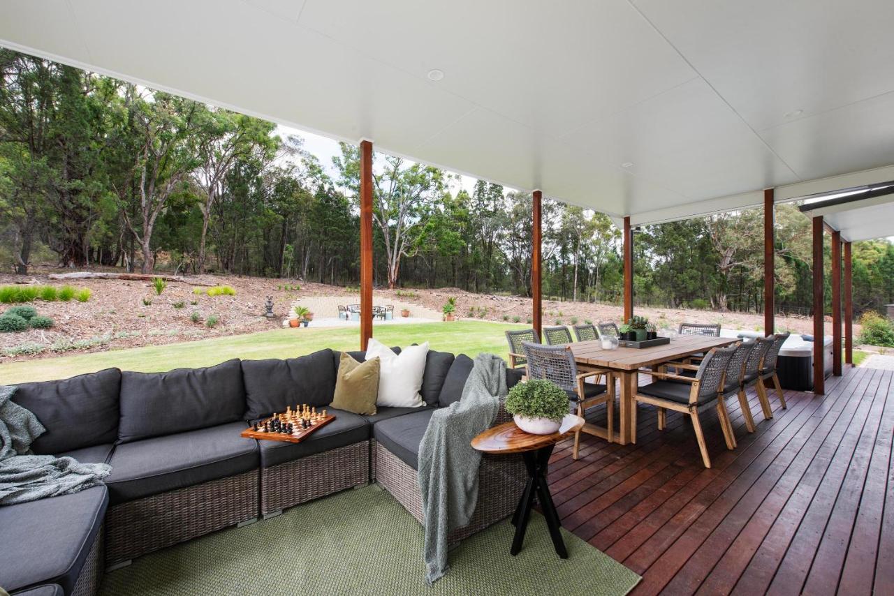 Lazy Frog Lodge Mudgee country luxury - B&B Mudgee