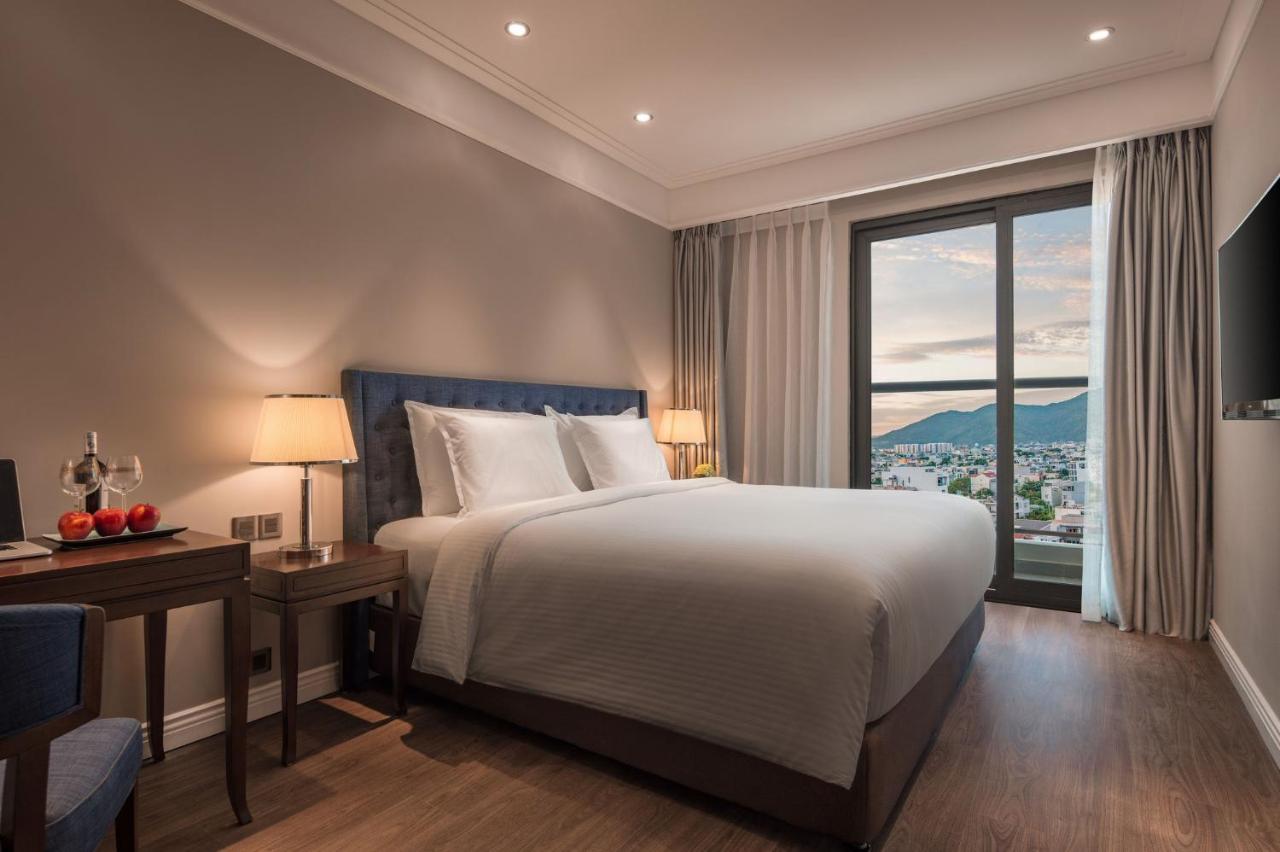 Two-Bedroom Deluxe Apartment with Ocean View