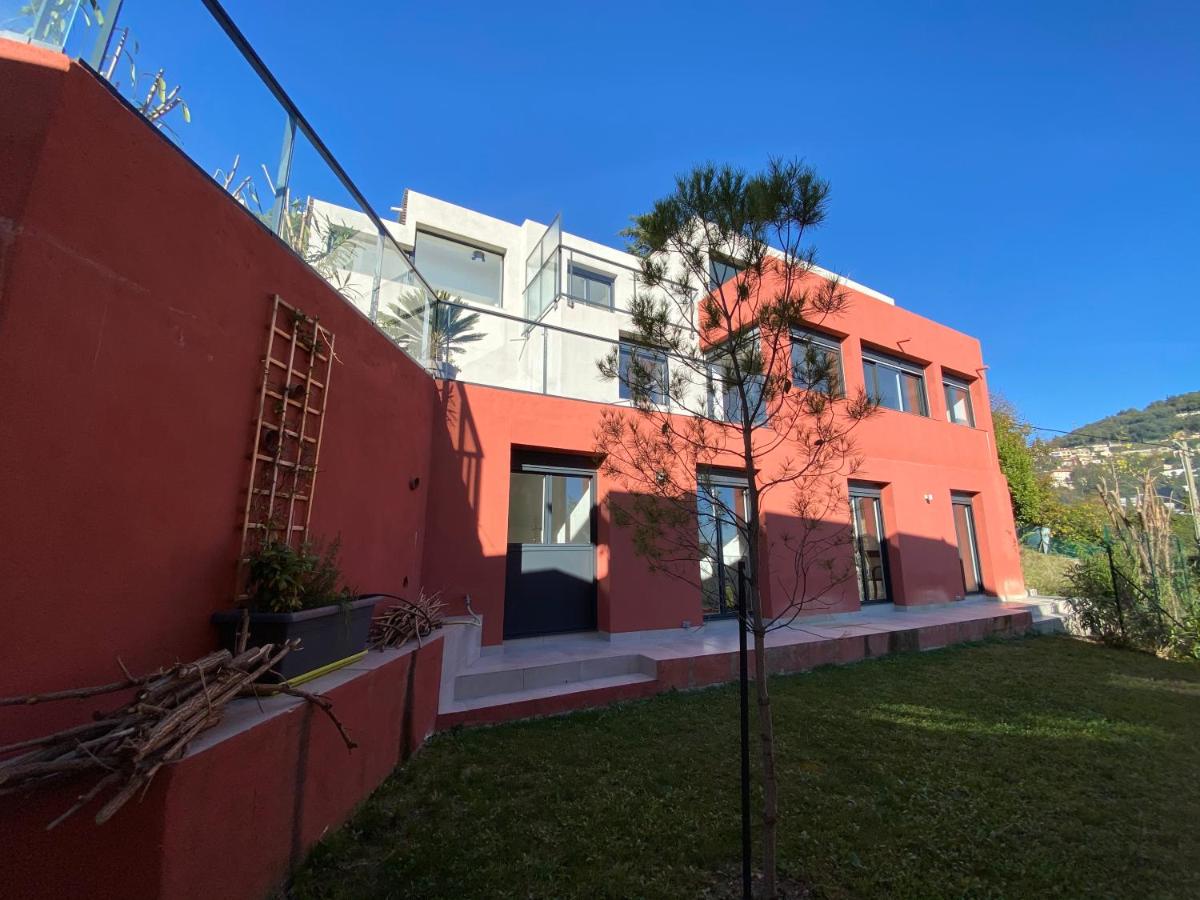 F1 4-Bedrooms Villa with Parking, AC & Pool 8 to 10 guests - B&B La Turbie