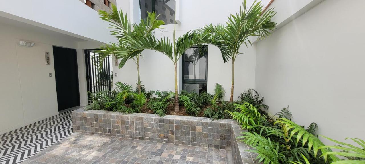 Apartamento en Barranco 2BR Limpieza Diaria Incluida - B&B Lima