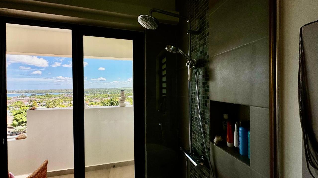 Penthouse avec vue panoramique sur la baie de Tamarin - Chambres d'hôtes Tamarin