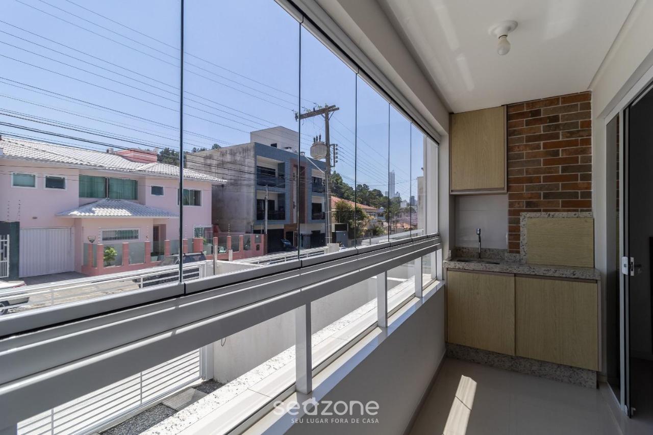 Apto c/ varanda loc. privilegiada em BC BFH0101 - Chambres d’hôtes Balneário Camboriú