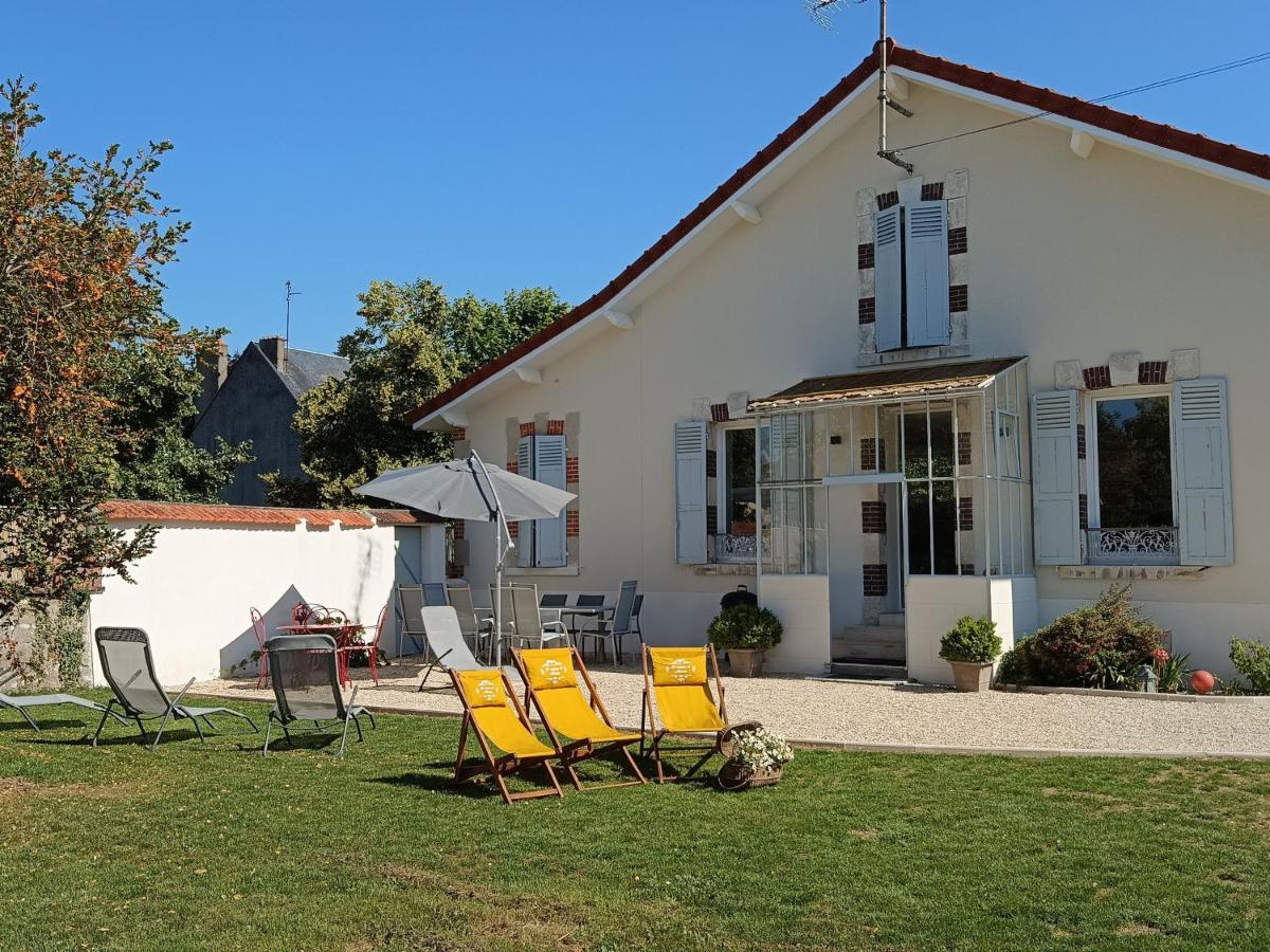 B&B Artenay - Gîte Artenay, 5 pièces, 10 personnes - FR-1-590-255 - Bed and Breakfast Artenay