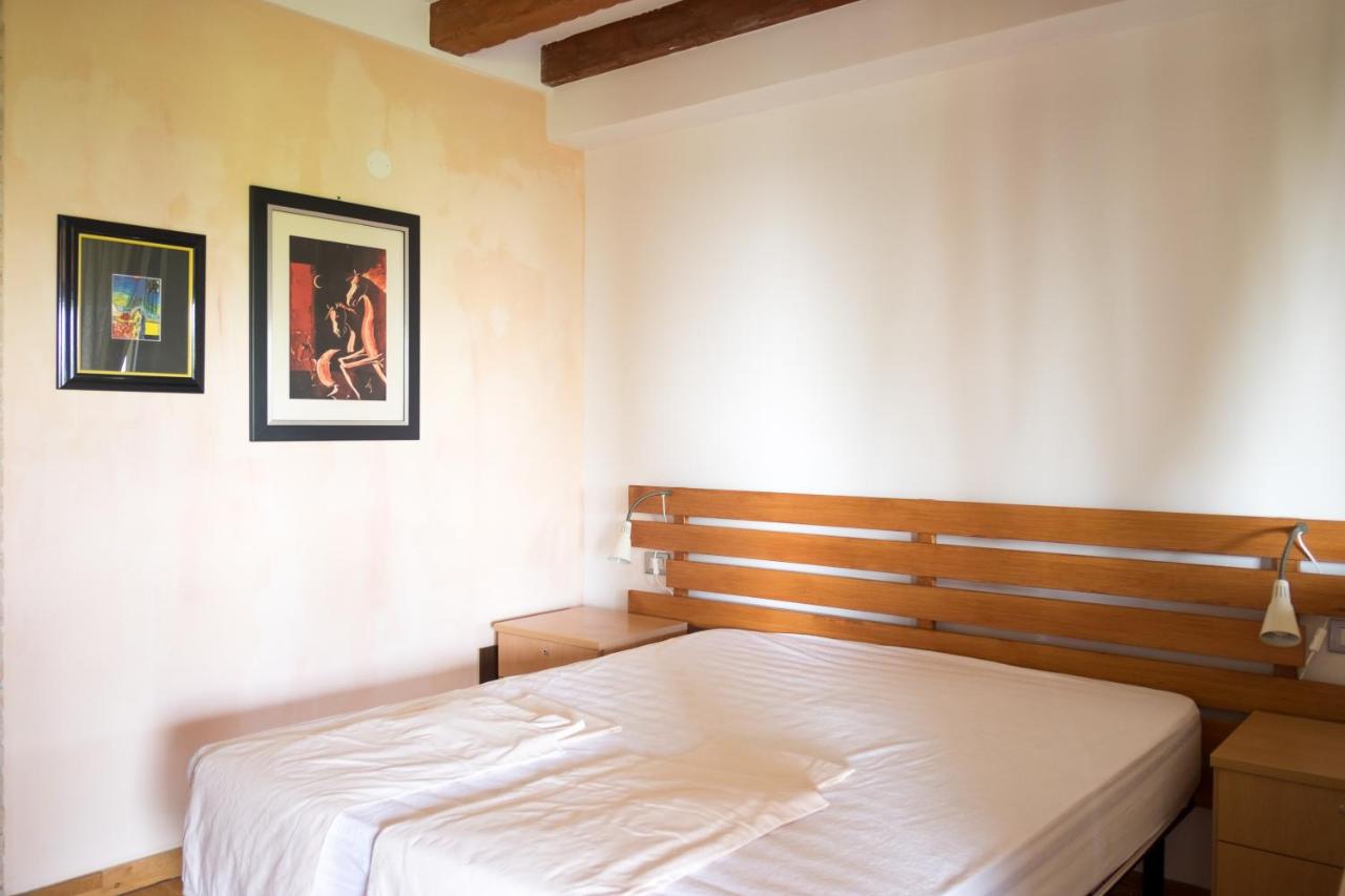 B&B Montechiarugolo - Private Room close to Beautiful Parma - Bed and Breakfast Montechiarugolo