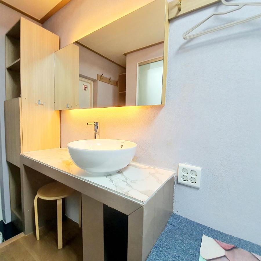 Camera Singola con Bagno Privato