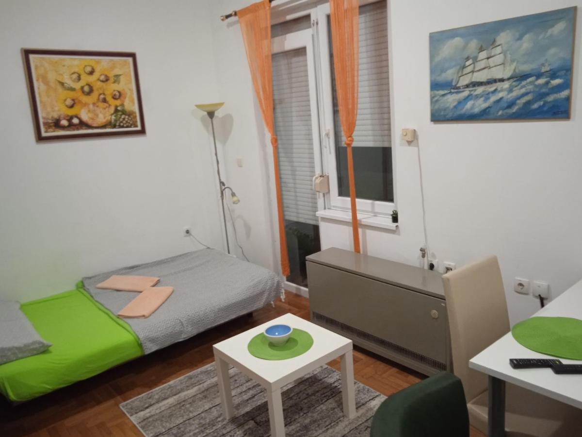 B&B Apatin - Apartman studio DUE - Bed and Breakfast Apatin