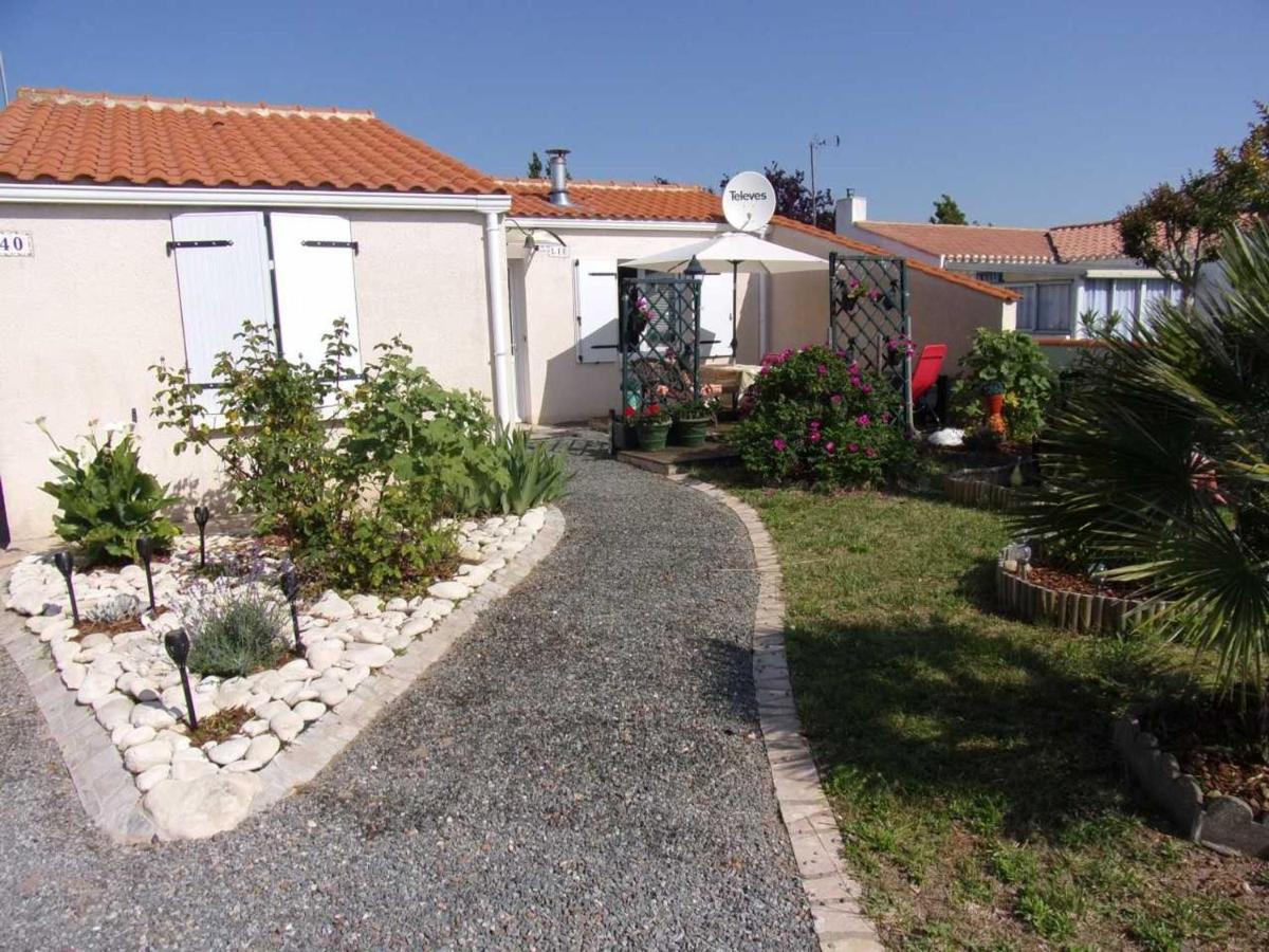 B&B La Faute-sur-Mer - Maison L'Aiguillon-sur-Mer, 3 pièces, 4 personnes - FR-1-476-88 - Bed and Breakfast La Faute-sur-Mer