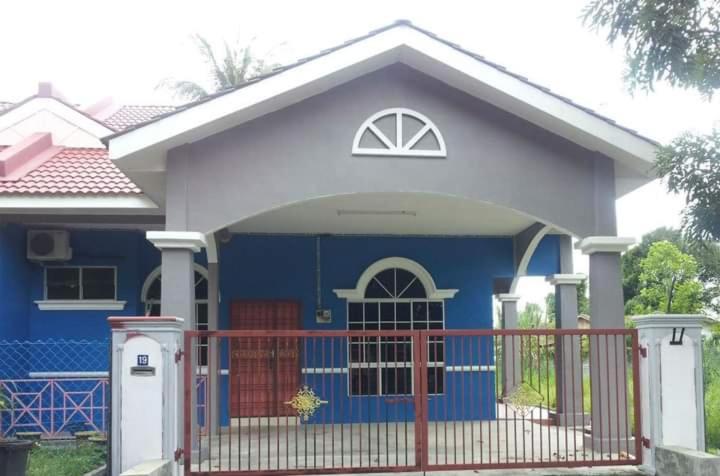 Three-Bedroom Townhouse