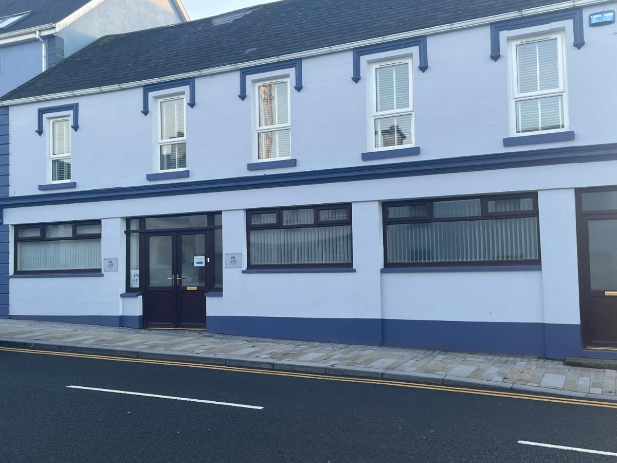 Carrick - Town Centre Apartment - B&B