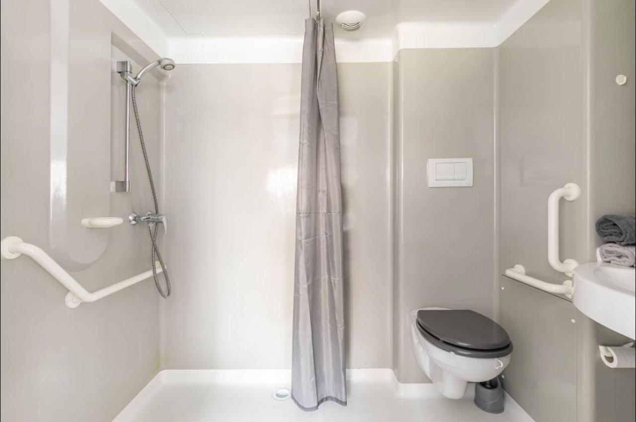Résidence le premium, hyper centre, studio tout équipé - Ferienwohnung