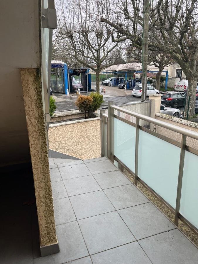 Cosy Appartement Noisy-le-Sec - Chambres d’hôtes Noisy-le-Sec