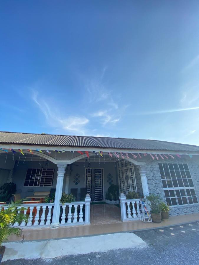 B&B Kaki Bukit - Teratak Tiga Homestay Padang Besar - Bed and Breakfast Kaki Bukit