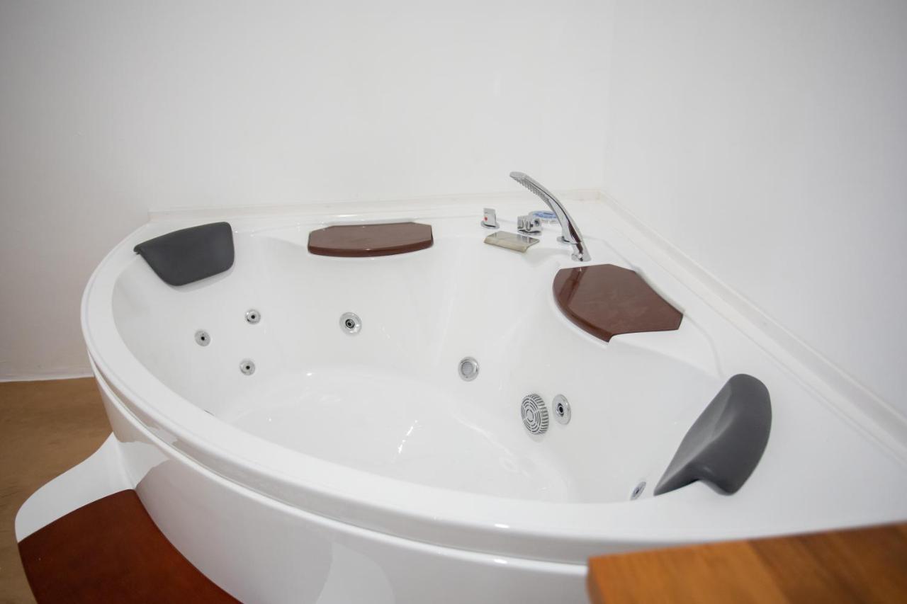 Deluxe Double Room with Bath