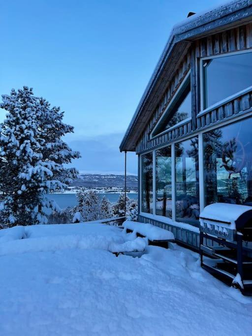 Cozy cabin HYLLA - Bed and Breakfast Hamnvågnes