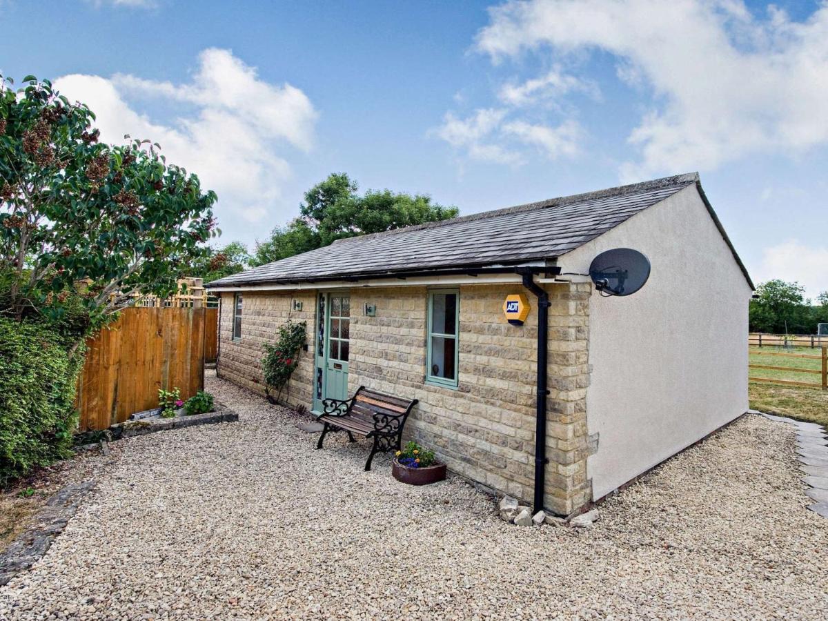 2 bed in Minety 89025 - B&B