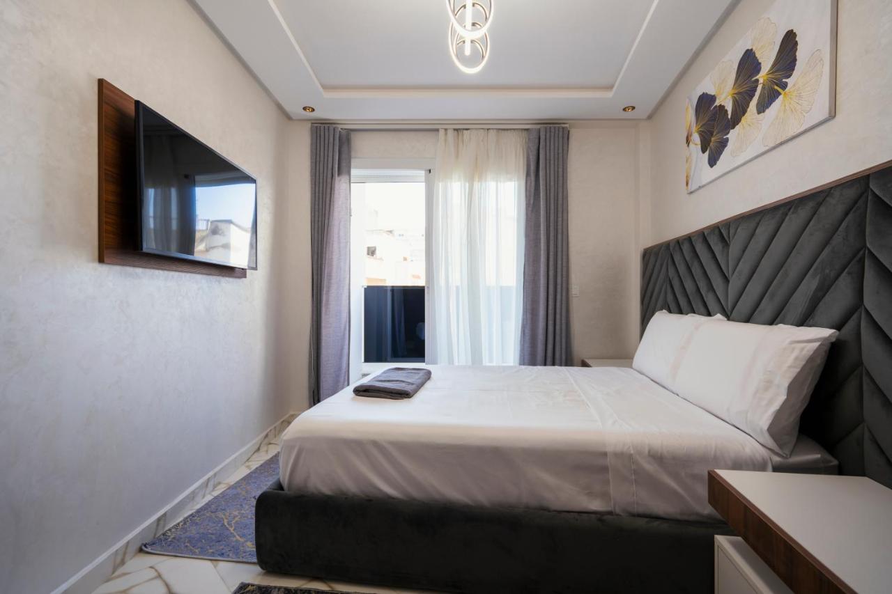 Deluxe Apartment