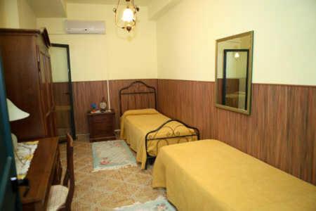 Single Room with Private Bathroom