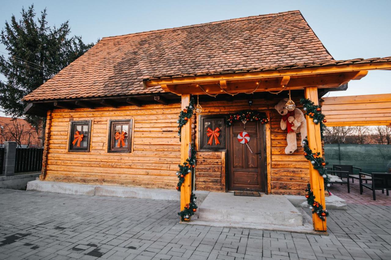 Căsuța cu tihnă - Bed and Breakfast Porumbacu de Sus