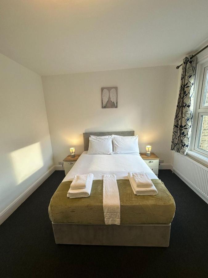Cambridge Central Rooms - Tas Accommodations - B&B