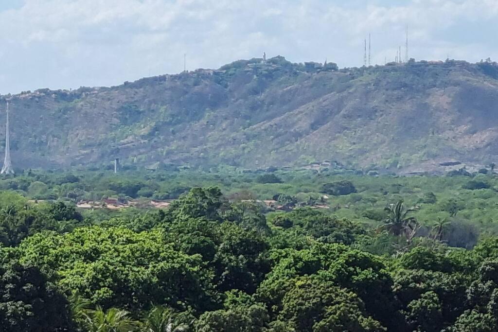 Cariri Vivenda - Apto completo com 02 quartos climatizados, estacionamento e portaria 24 horas - Chambres d’hôtes