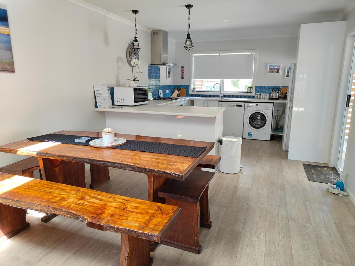 B&B Kerikeri - Kerikeri Sunny Modern 2 Bedroom Apartment - Bed and Breakfast Kerikeri