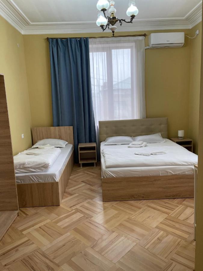 Chambre Familiale avec Salle de Bains Privative