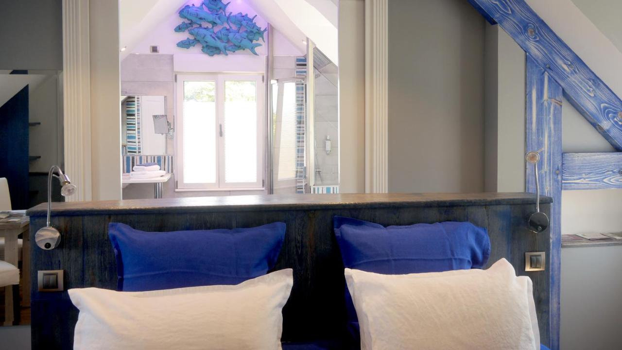 Queen Room with Spa Bath