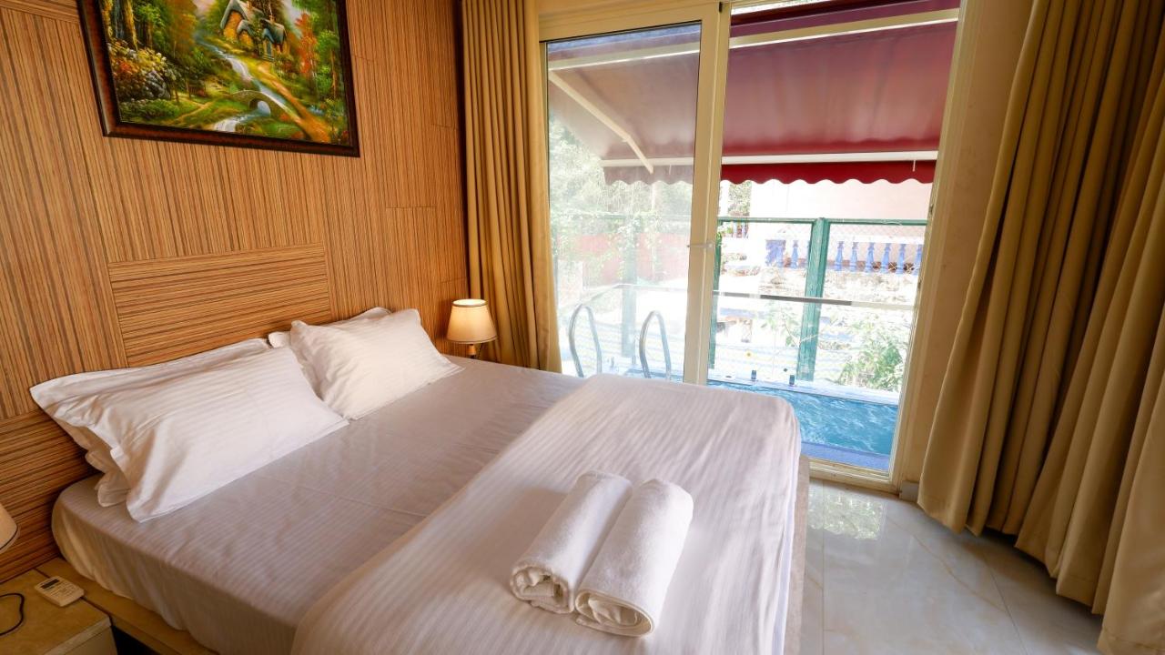 B&B Nerul - 360 Bliss Dia Hotels - Bed and Breakfast Nerul