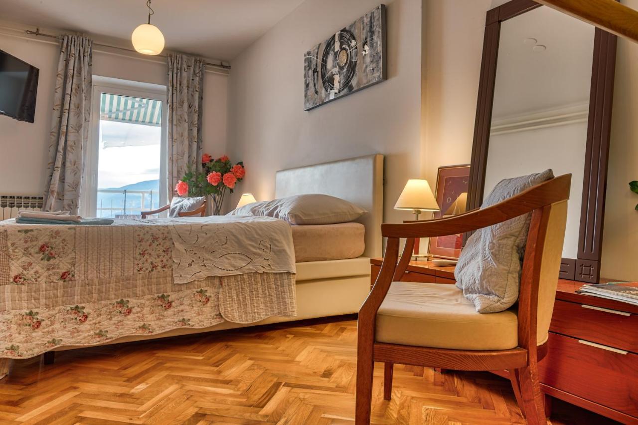 Appartamento con 1 Camera da Letto e con Ingresso Privato