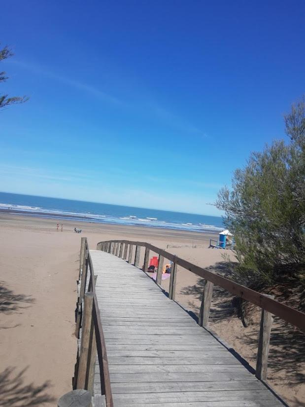 LAS TONINAS - CASAS DE PLAYA - a 50 metros del mar - B&B