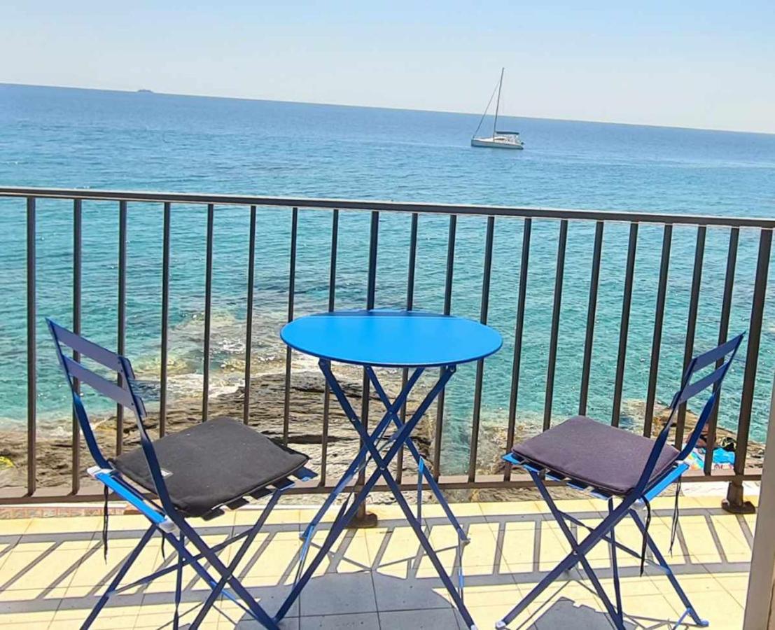 Studio pied dans l’eau CAP CORSE ERBALUNGA - Bed and Breakfast