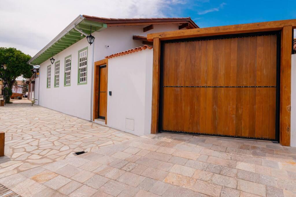 Solar da Matutina- Centro Histórico a 4 min da Rua do Lazer- Casa nova com piscina e vista maravilhosa - B&B Pirenópolis