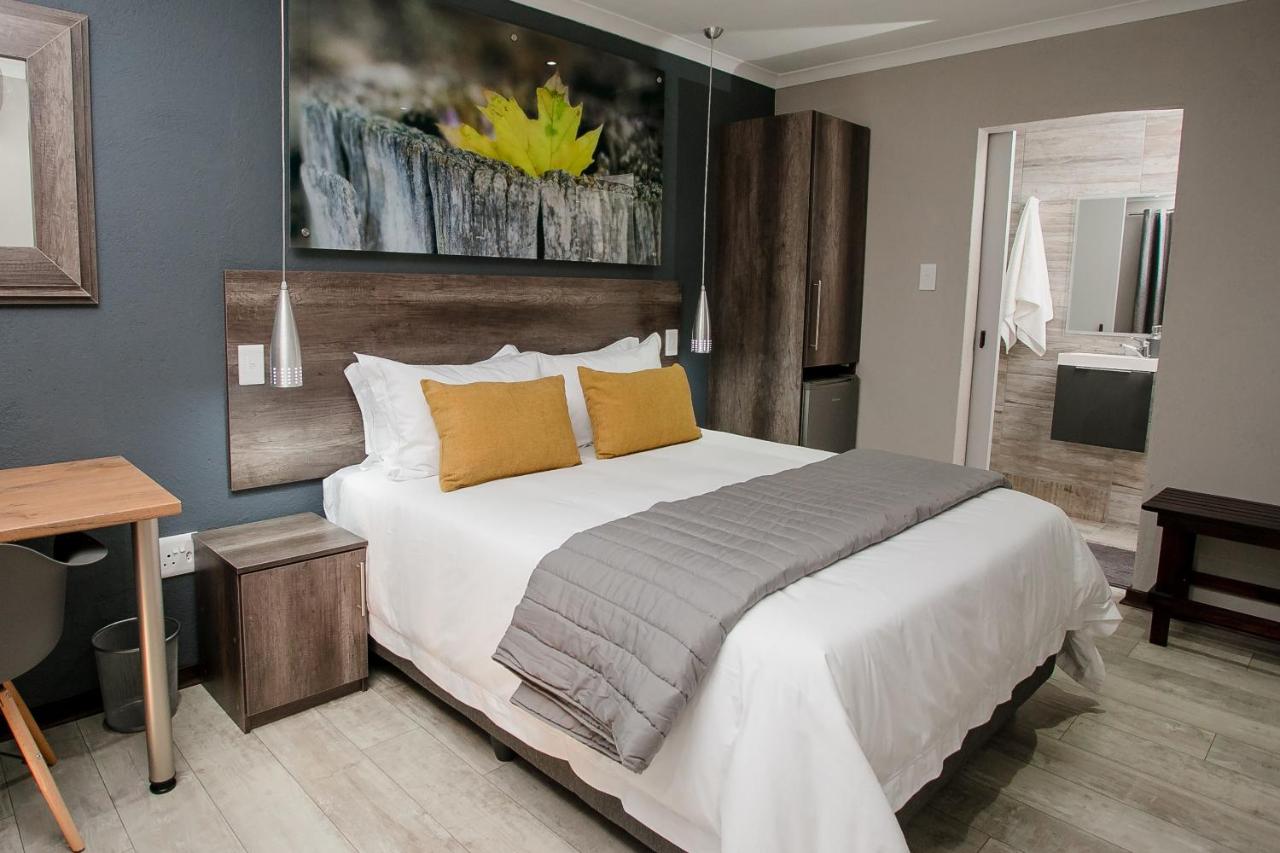 Kamer met Queensize Bed