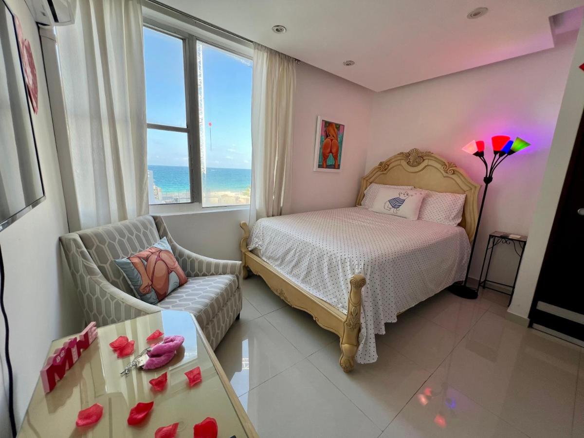 B&B San Juan - Condado Lux Oceanfront Tantra Ap - Bed and Breakfast San Juan