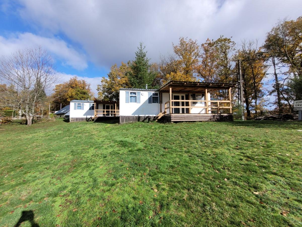 Stacaravan 6 persoons - Camping Le Soustran - B&B Neuvic