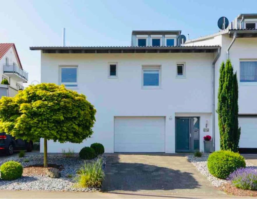 Modernes Apartment mit Küche, Parkplatz, WLAN - Nähe Schwäbisch Gmünd - Chambres d'hôtes Waldstetten