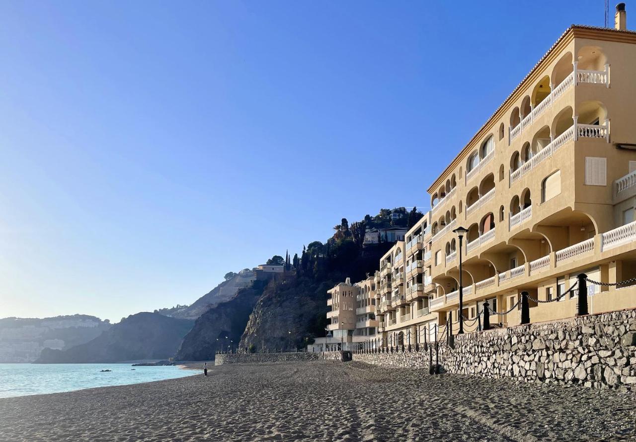 SEA SUITE Romantic Beachfront Apartment Cotobro Beach, Almuñecar - Ferienwohnung Almuñécar