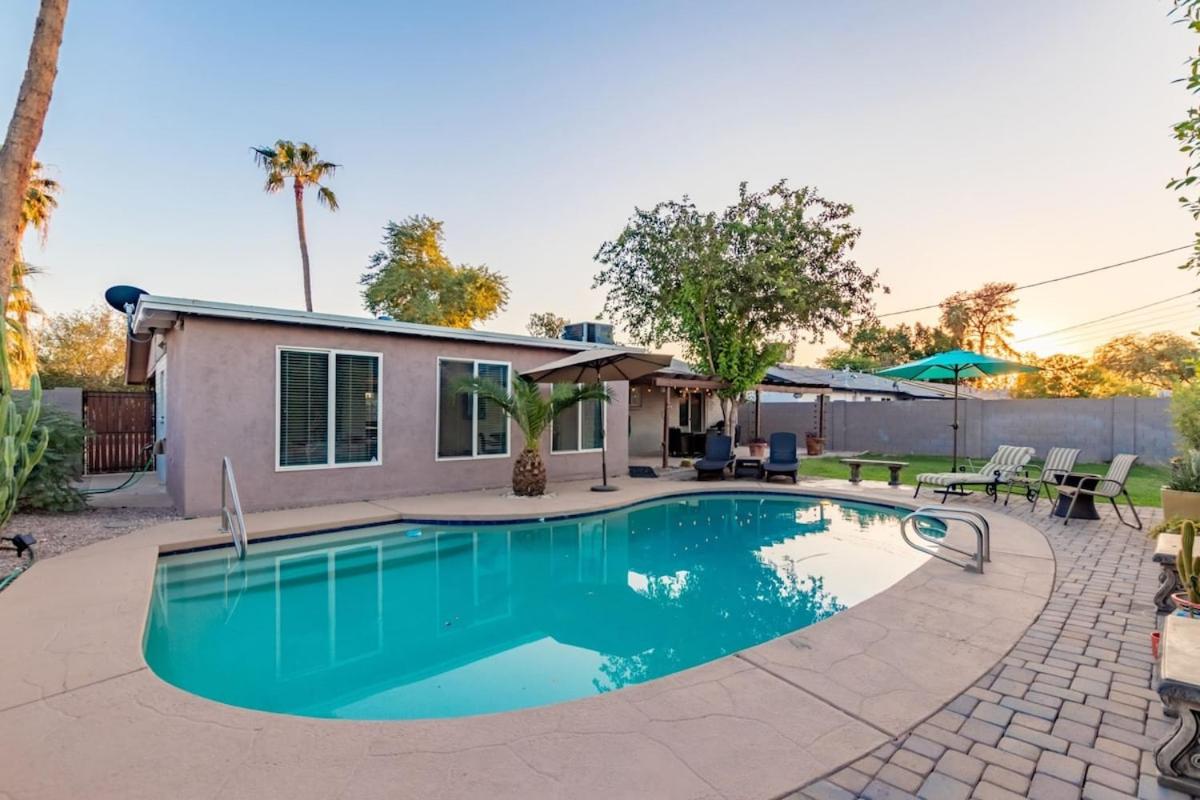 Cozy Tempe Casa with Heated Pool 5 Minutes to ASU - B&B Tempe