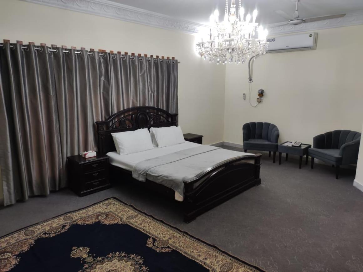 B&B Peshawar - Askari Gold Crest - Bed and Breakfast Peshawar